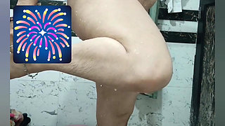 Priya Bhabi Big Pussy Show