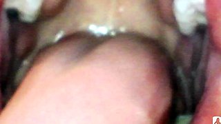 Pulled amateurs close up car sex