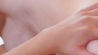 Modern-day Sins - MILF Kendra James Disciplines Teen Crook Indica Monroe by Eating Her Pussy!