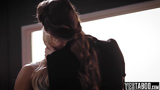 Sly lesbian detective fucks clients mature