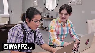 Hot Teen Stepsiblings Fuck Hard in Living Room - Group Orgy with Blowjob and Doggystyle