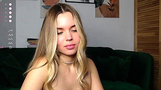 Horniest Amateur Blonde 19yo Teen Anal creampie on Webcam