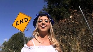 Amateur Curvy Girl Blowjob and Cum on Face and Big Boobs