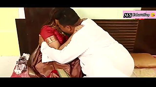 Bhabhi ke sath romance -Hot kissing