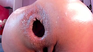 unfathomable anal blond toy