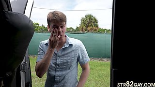Deceived str8 stud fucks gay stud in asshole in pickup bus
