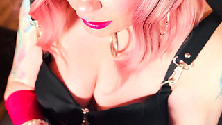 Super Delicious Tina Snua In Pink Latex Gloves & Jewellery Lights Up A Cig & Smokes For Her Fans!