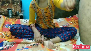 Stepsister Was Very Eager To Fuck So She Got Her Stepbrother Fuck Her Pussy. Indian Sexy Girl Reshma Stepsister W