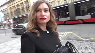 Czech Streets 123 Russian manager