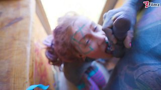 Tattooed hottie Anuskatzz has fun in the RV