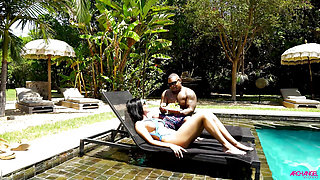 ArchAngelVids - Aaliyah Hadid gets serviced poolside