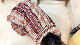 Big Ass Egyptian Hot Maid Stuck Under Bed & Naked Her Ass