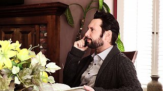 Holly Hendrix - Stepdad Swallow