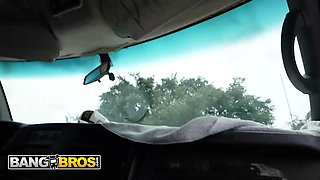 Bangbros - hair stylist madalina moon joins the bus and gets filled with ace hardz’s monster pecker