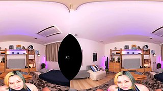 Amateur Blonde With BIG BOOBS Hot Free Cam Show