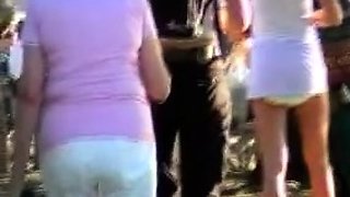 Amateur skater girl outdoor in public fucking for money