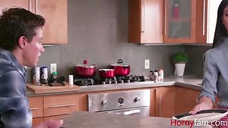 Stepson Fucks Busty Stepmom Melissa Lynn - Big Tits, Big Ass, Cheating Affair