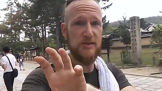 Cheating chinese gf GRABS white masseur.. real asian squirt!