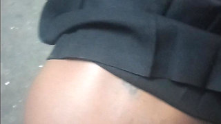 Stepdaughter Tease Her Ass to Stepdaddy, She Rubs Her Ass on His Cock