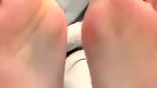Amateur Foot Fetish Girlfriend Sucks and gives a Footjob