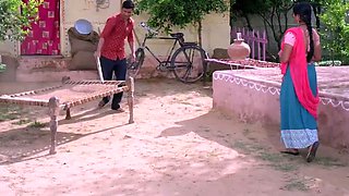 Amateur fetish big booty bitch riding with her bum