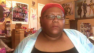SSBBW Eats a Snack