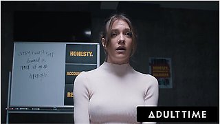 Sex Addict Kenna James Soaks Strangers With Squirting Orgasm! Hard Rough Threesome!