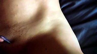 Slutty amateur flashing her big boobs in the backseat