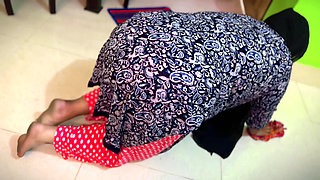 I told my stepson to get me out from where I was stuck under the table, but he fuck my big ass - stuck & rough anal fuck