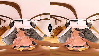Fucking, squirting and fisting Sasha Beart