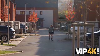 Vip4k. cougar offers dweeb better goth than gaming