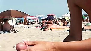 Blowjob in a public place from a blonde GF